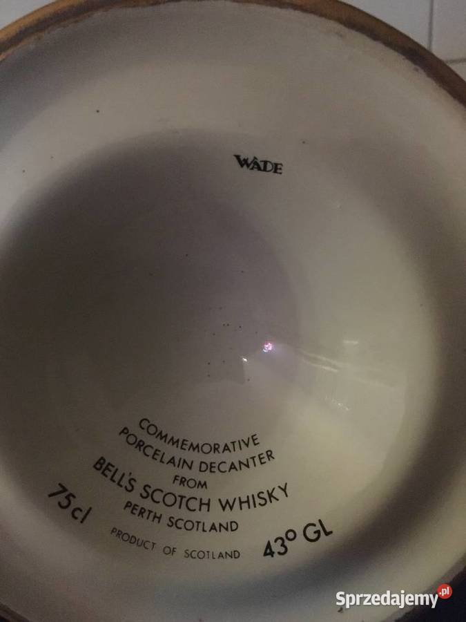 Bells Scotsch Whisky porcelanowa butelka Porcelana i szkło pomorskie Pruszcz Gdański