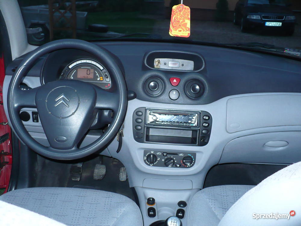 citroen C3 czerwony benzyna pomorskie Minkowice sprzedam