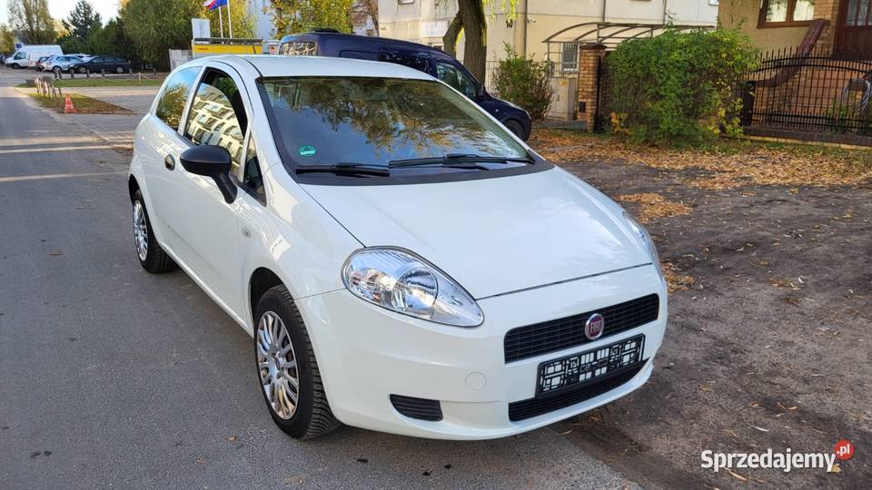 Fiat Grande Punto 12 benzyna klima 2012 wielkopolskie Poznań