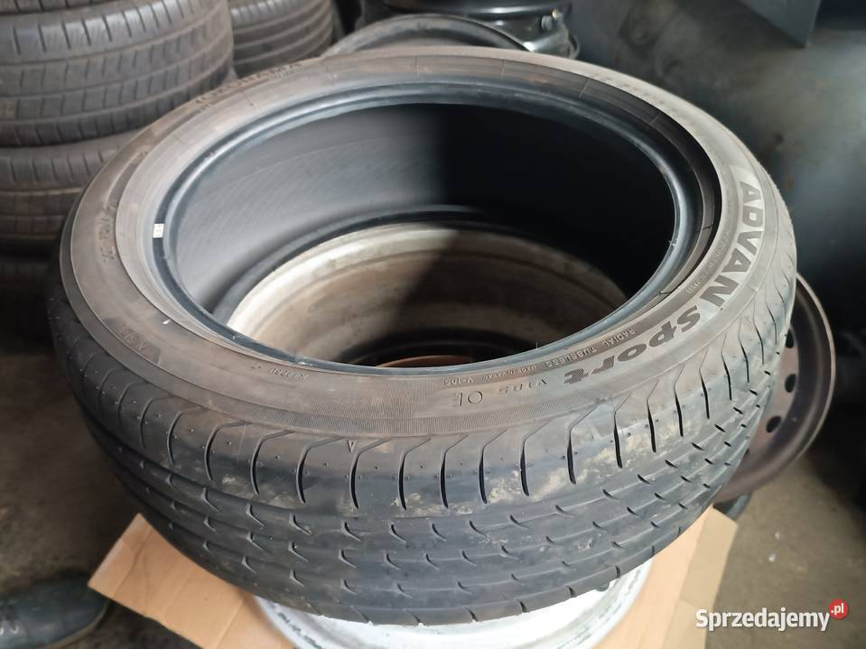 OPONY YOKOHAMA ADVAN SPORT 19550 R 16