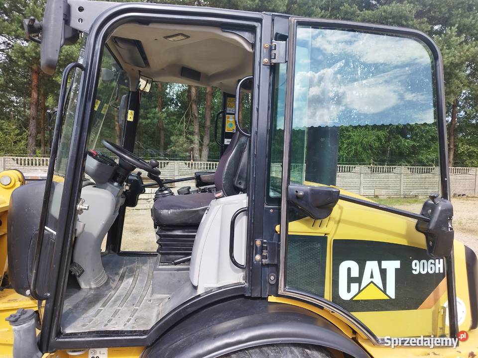 Caterpillar CAT 906 H Rok produkcji 2012 Częstochowa