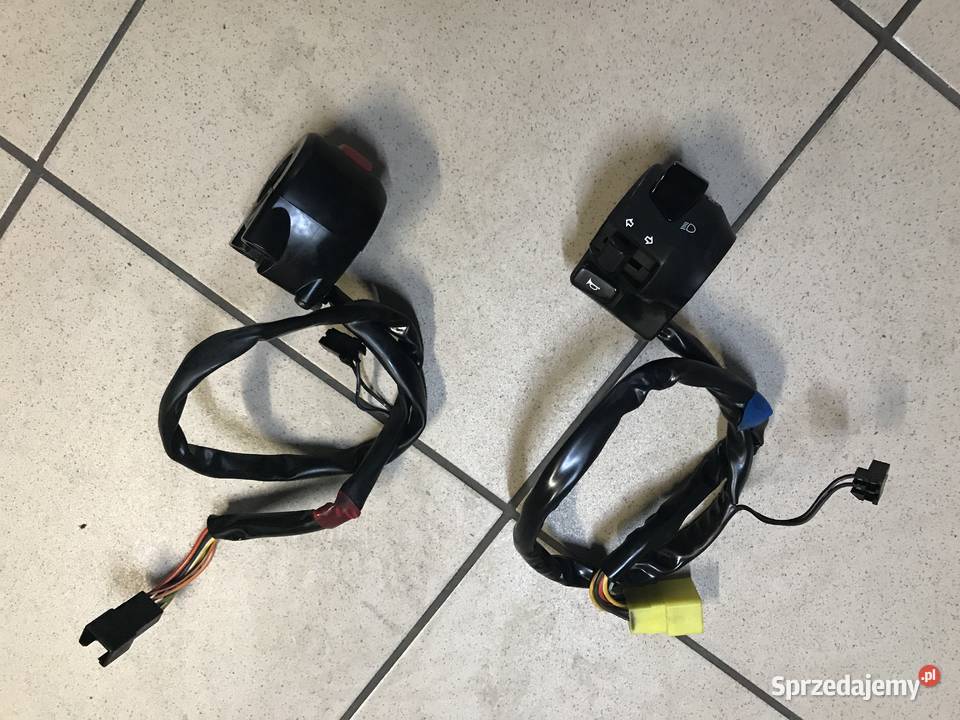Przełącznik prawy lewy Suzuki Burgman 125 Motoryzacja Jawiszowice