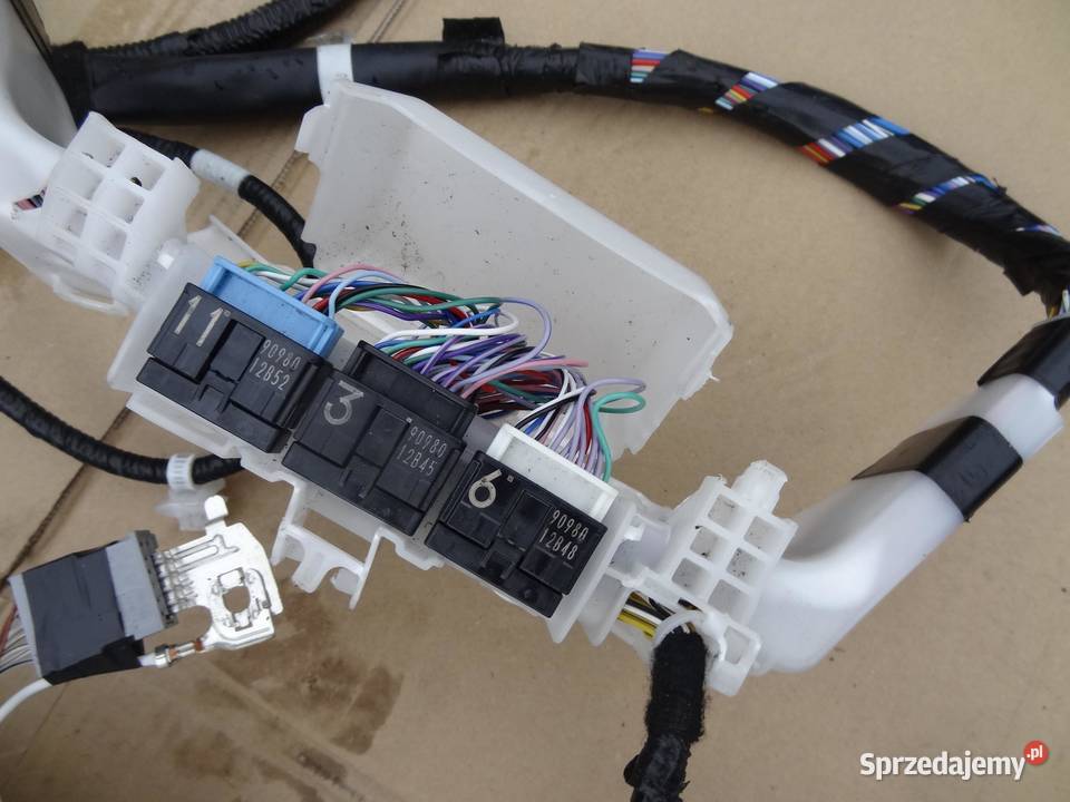 WIĄZKA INSTALACJA WNĘTRZA COROLLA E21 20 HYBRYDA osobowe wielkopolskie