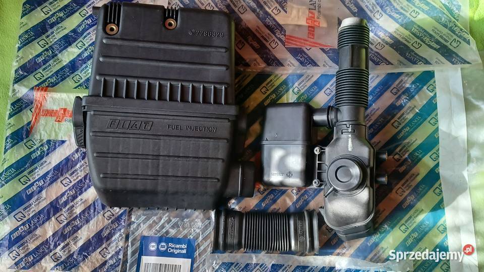 Obudowa filtra powietrza plus 2 rury Cinquecento Krosno