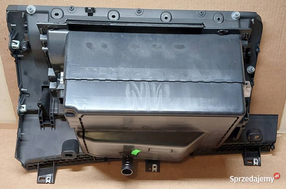 SCHOWEK PASAŻERA VW TOUAREG 7P 7P1857097A 81U Mielęcin