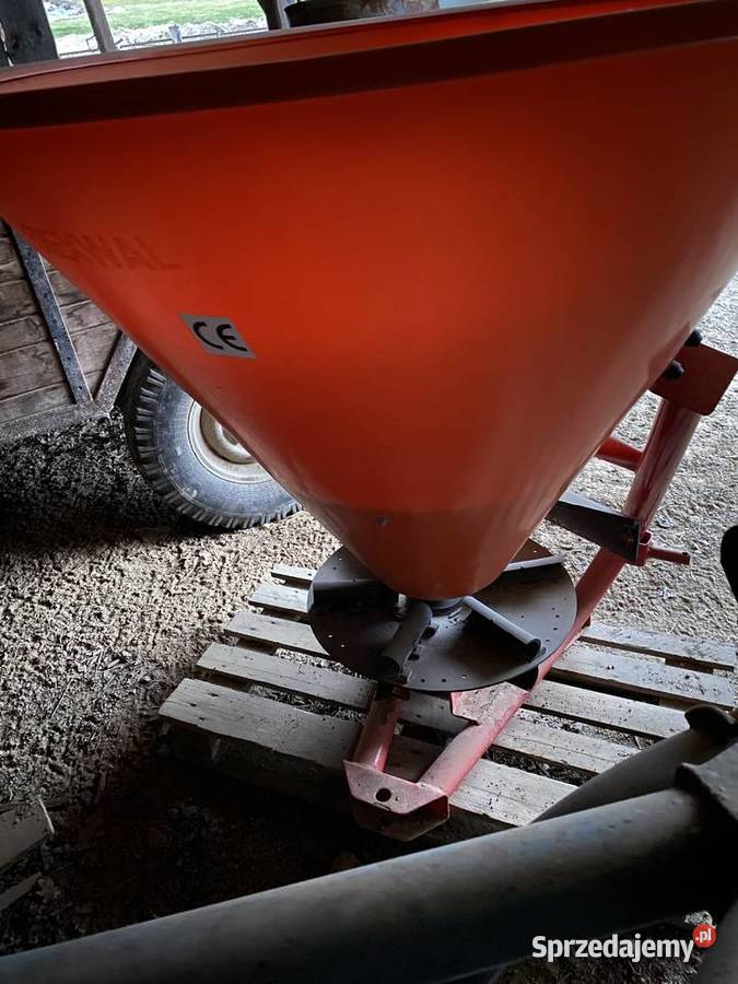 Sprzedam rozsiewacz Wara