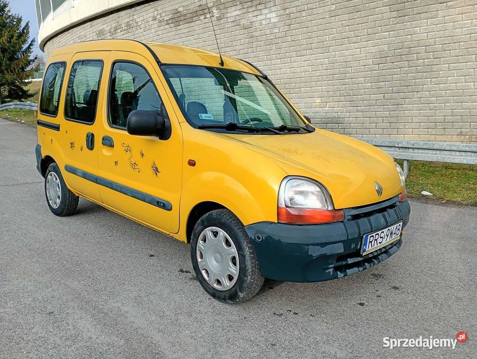RENAULT KANGOO nieuszkodzony Jarosław
