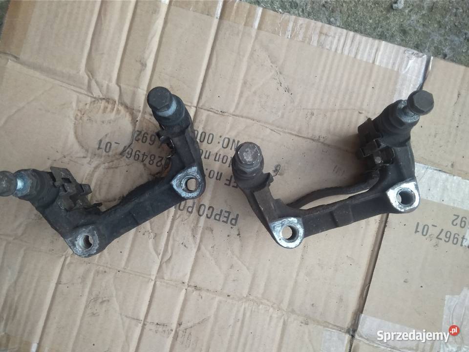 Jarzmo zacisku tył Opel Meriva A