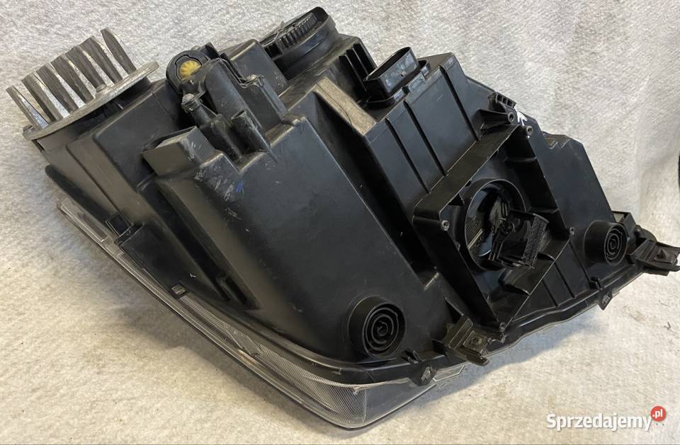 Lampa reflektor lewy przód Seat Ateca 576941007B