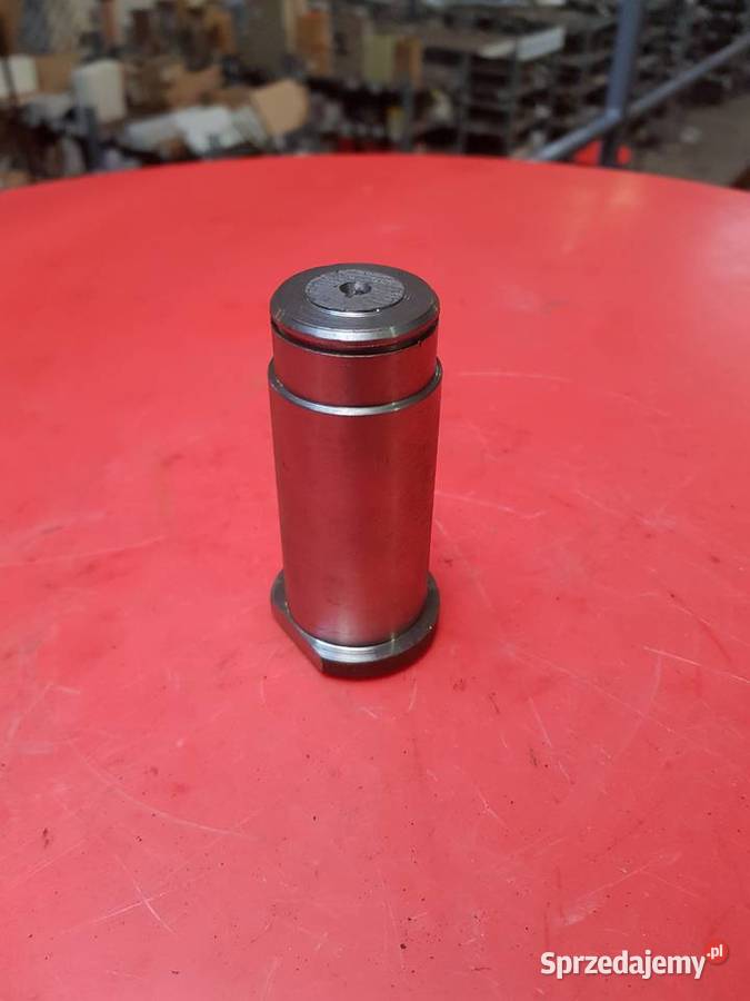 Sworzeń koła prowadzącego do rozrzutnika Do rozsiewaczy i rozrzutników lubuskie Sulechów