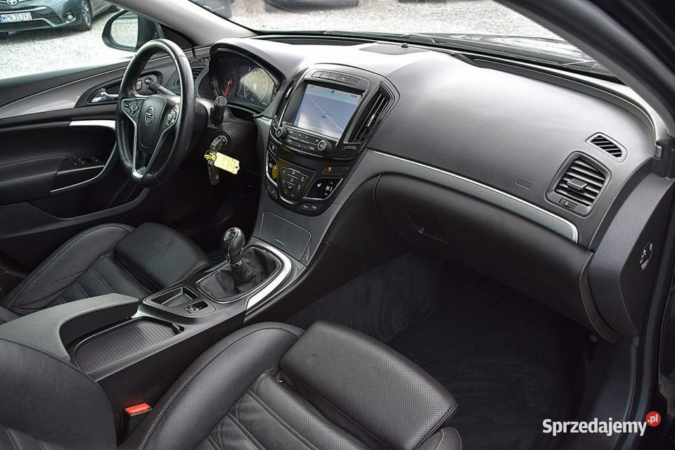 Opel Insignia 16T 170 Cosmo Virtual Skóra Navi 195000km Insignia Nowe Kucice