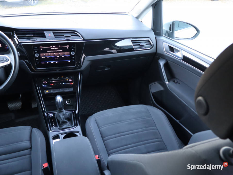 VW Touran 20 TDI isofix Katowice