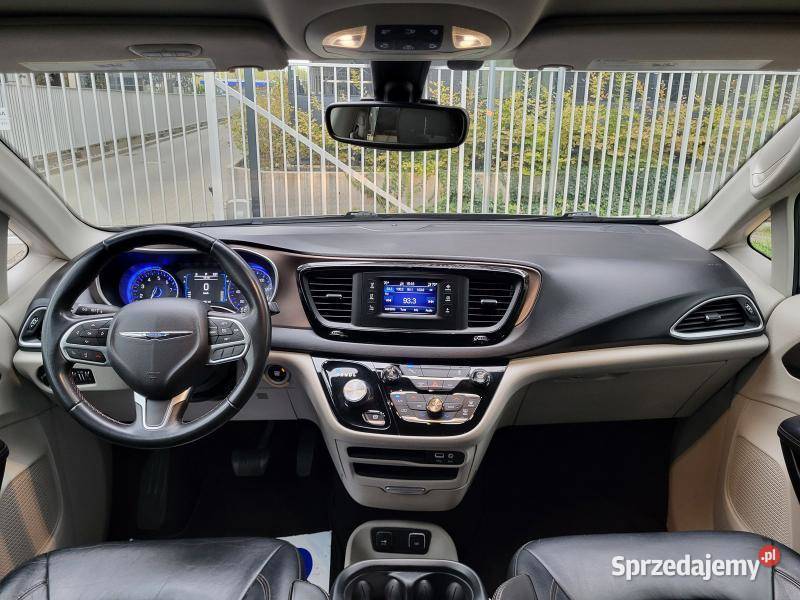 Touring L V6 36l Pentastar 291 Przebieg158 071