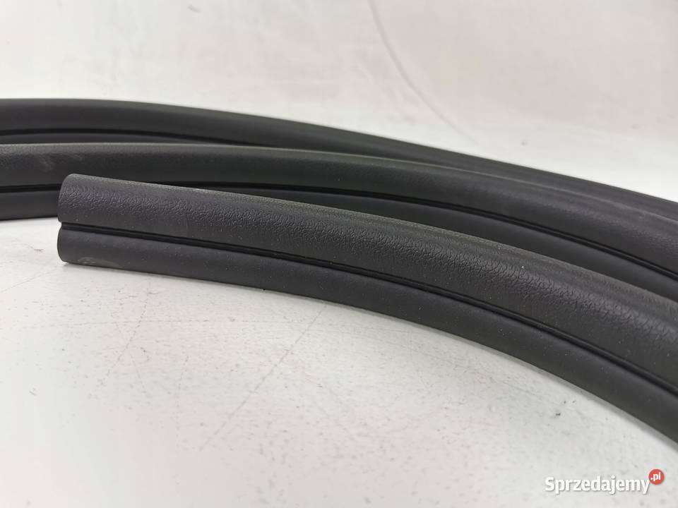 USZCZELKA DRZWI TYŁ FORD C 2007 1347431 Uszczelki