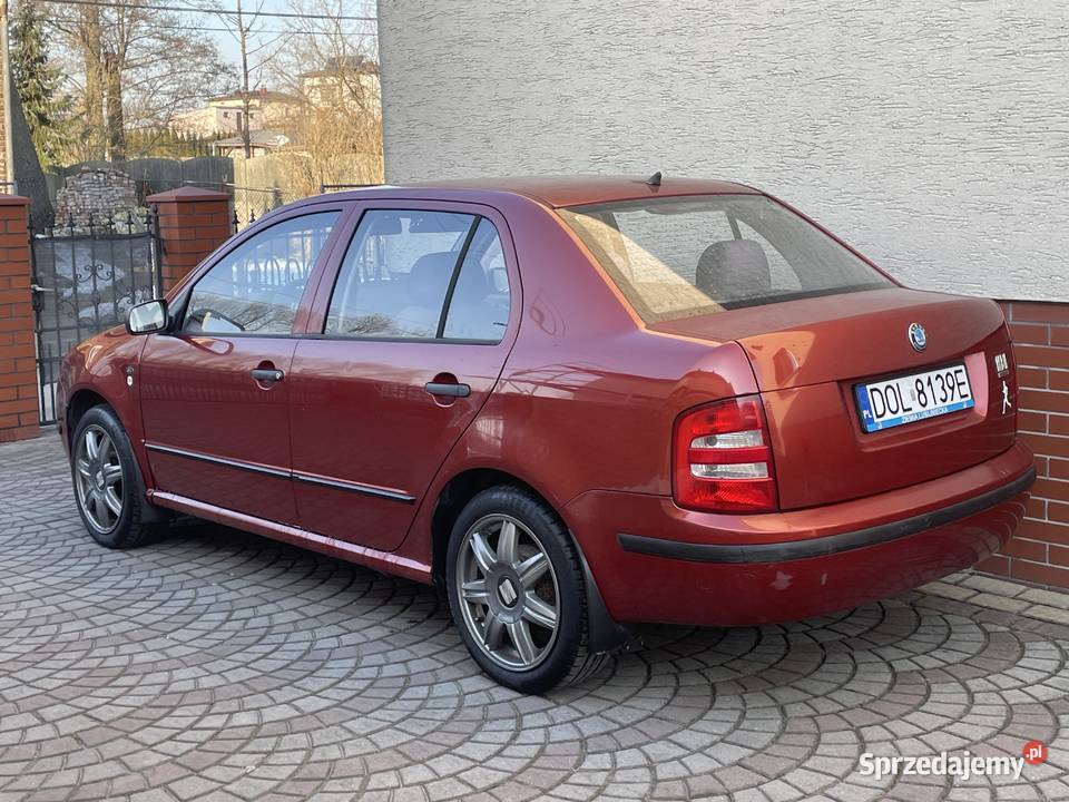 Skoda Fabia Sedan 14 MPI 60 benzyna 188000 Będzin