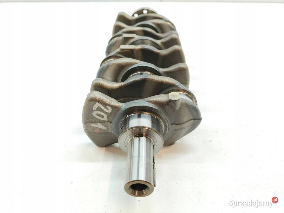 WAŁ KORBOWY 18 HYBRID Toyota Auris II 2012