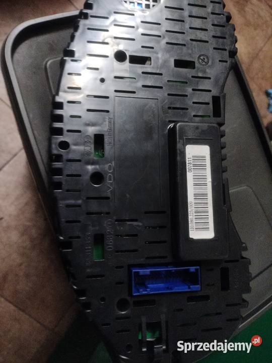 Zegary Audi 8P Kadłub