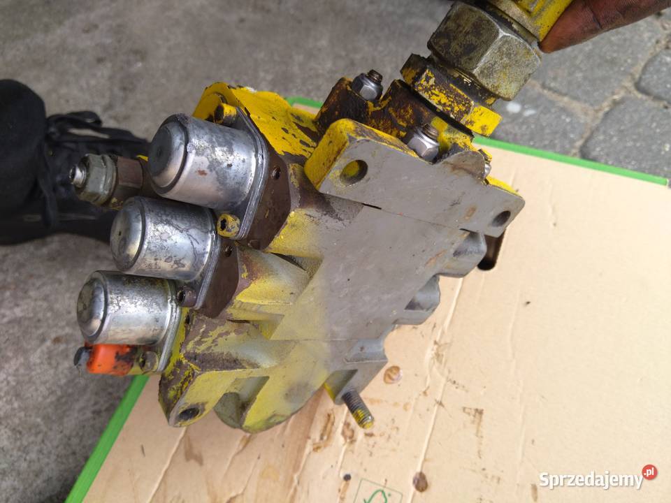 Rozdzielacz hydrauliczny Kramer 312 Siedlce