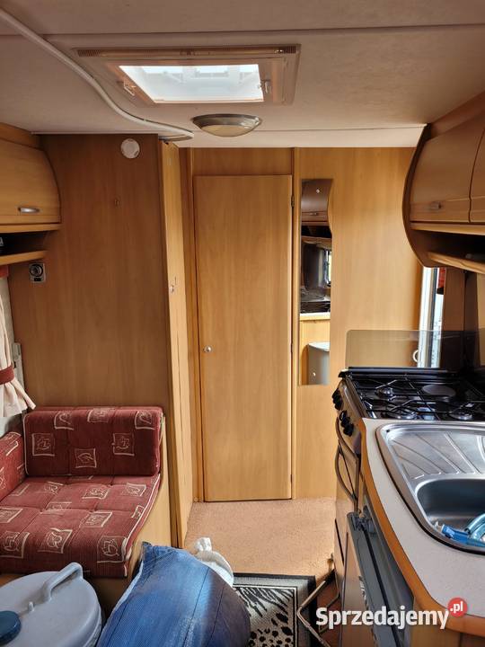 Swift Charisma 2004 r ciepła woda mover