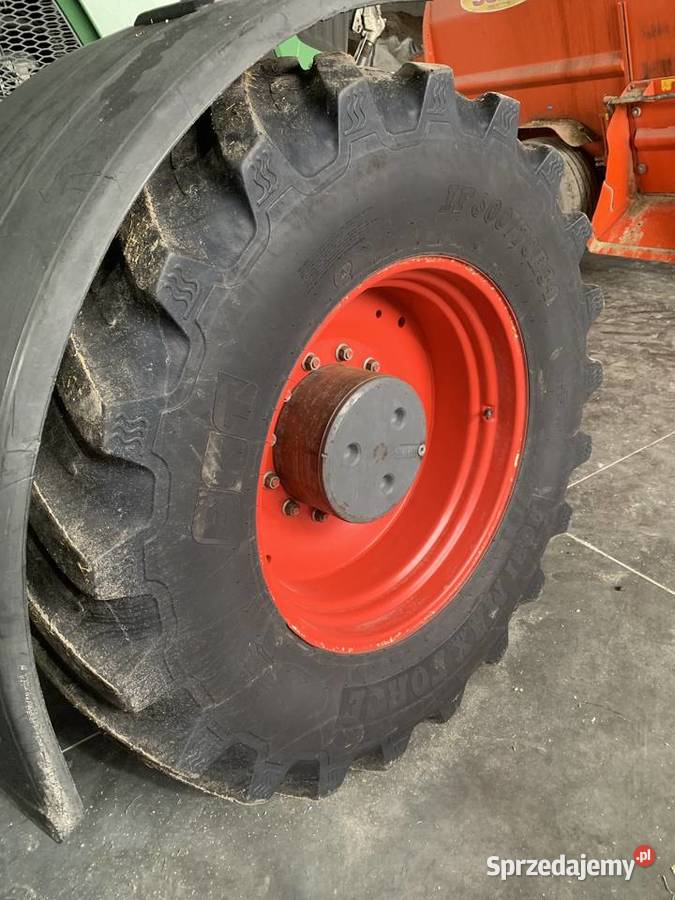 Opony BKT 60070 R34 Zambrów sprzedam
