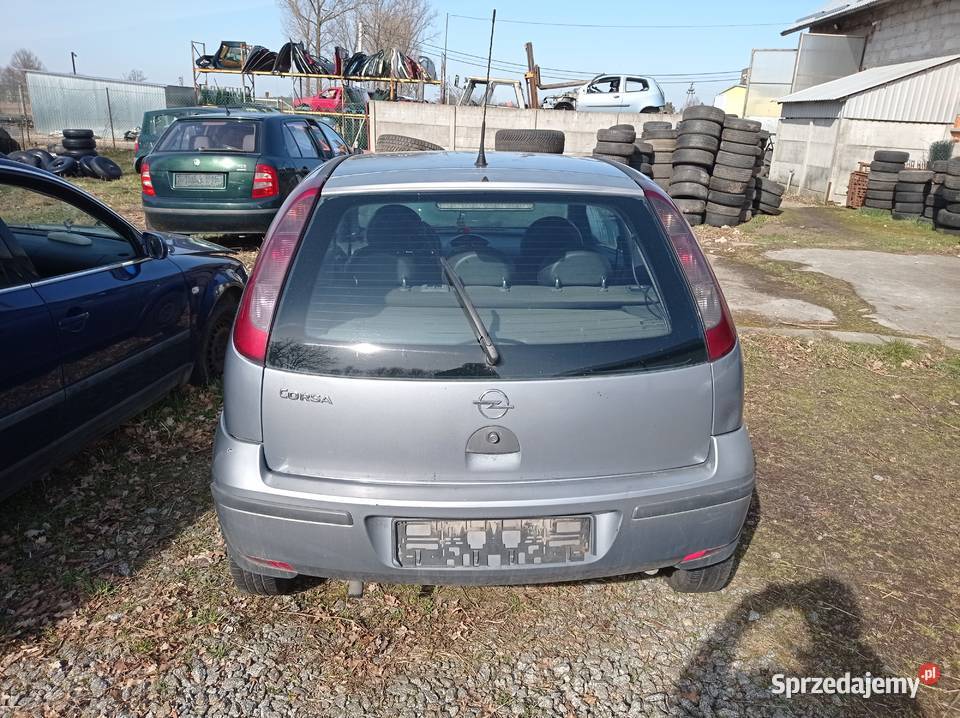 Opel Corsa 10 Benzyna 44 kW 2005 r dawca części Rok produkcji 2005 Szklarka Myślniewska