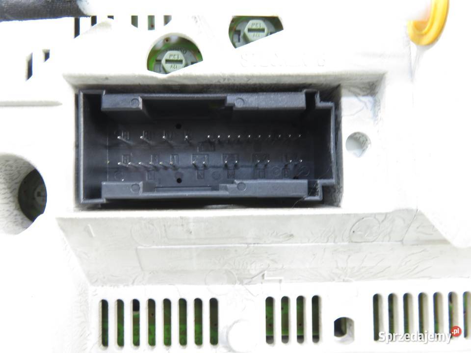 LICZNIK MERCEDES VANEO 414 17 CDI A4144461221