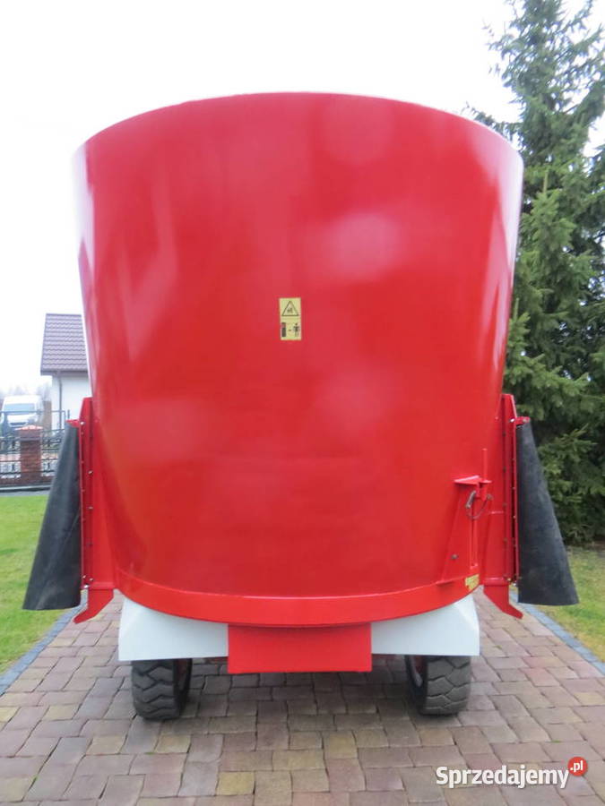 Paszowóz Wóz paszowy TRIOLIET Solomix 1000 Do hodowli zwierząt sprzedam