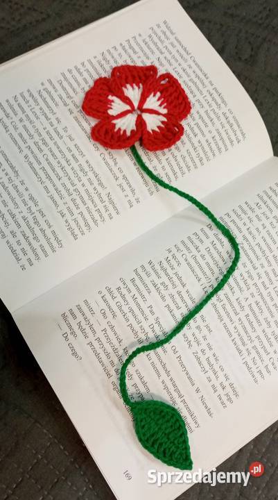 Kwiaty zakładki do książek wykonane na szydełku Łask