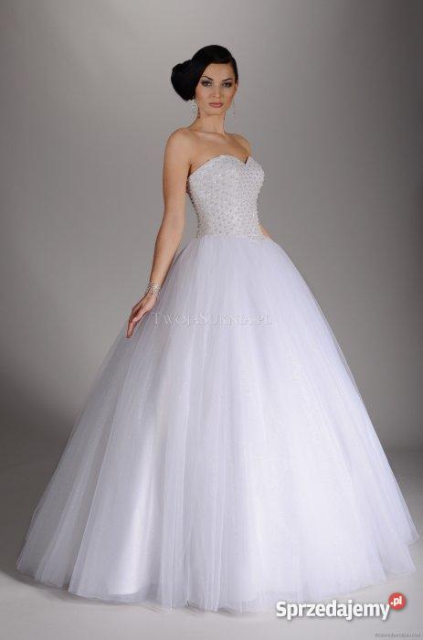 Suknia ślubna Relevance Bridal model Broadway Krosno