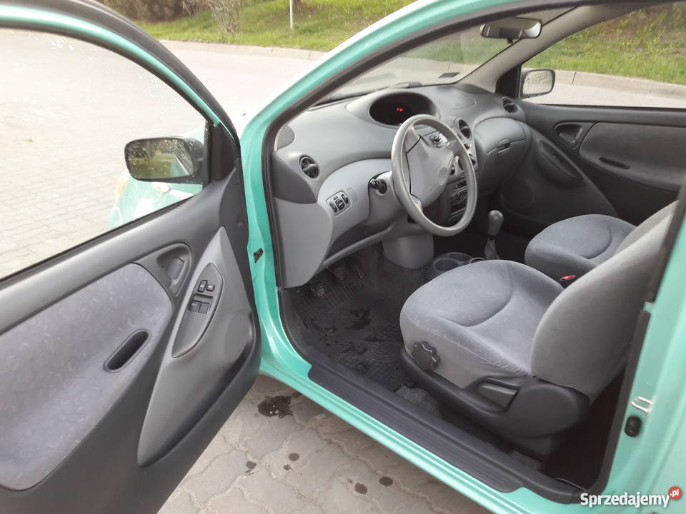 Toyota Yaris I używana kobietę poduszka powietrzna Busko-Zdrój