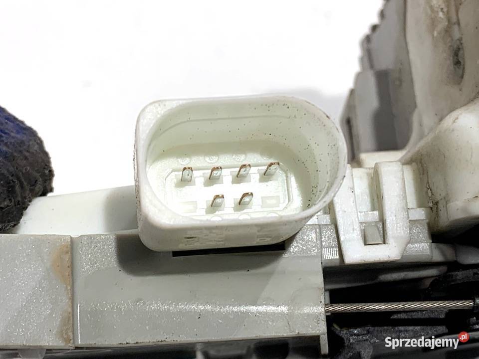 ZAMEK DRZWI LEWY PRZÓD AUDI A4 B9 Kombi osobowe