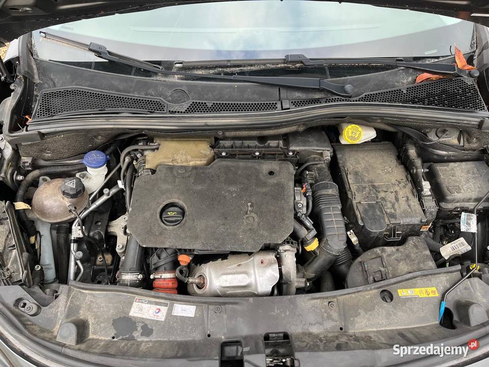 PEUGEOT 2008 15 BlueHDi 120 BVA FL926 4/5 Rzeszów sprzedam