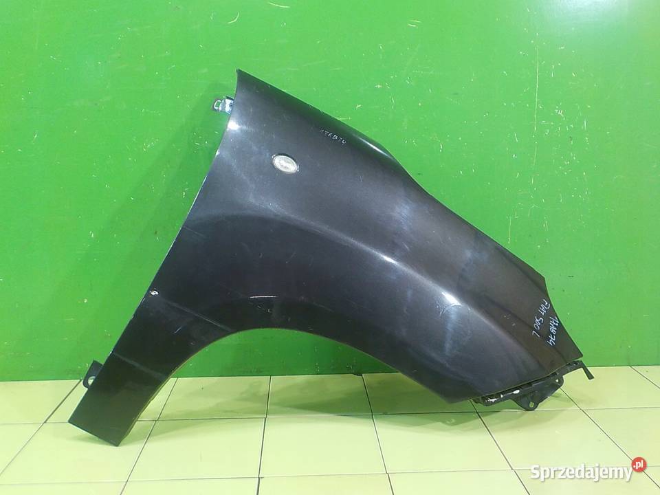 FIAT 500L 14 B 14r 5D blotnik prawy przod