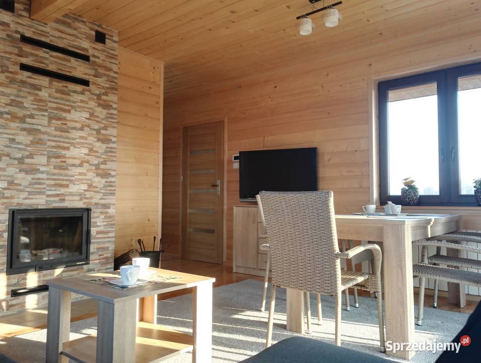 Dom całoroczny z prywatną linią brzegową jeziora Długie