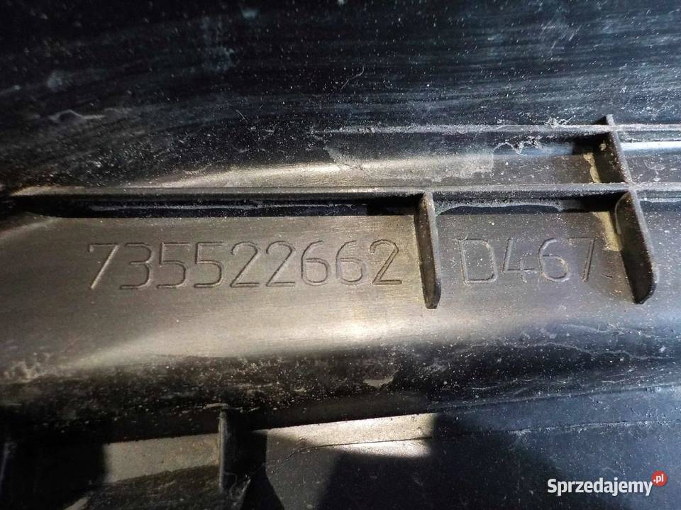 FIAT 500L 14r oslona bagaznika 735522662 Osłony i zaślepki Suków sprzedam