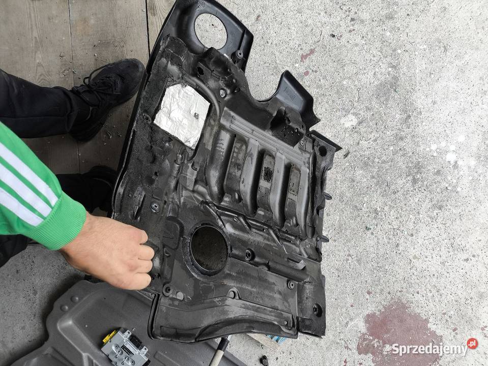 Pokrywa silnika BMW e60 Ludwin sprzedam
