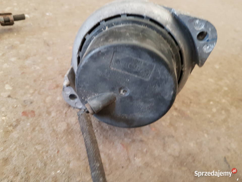 BMW E90 E91 LCI 30 DIESEL PODUSZKA SILNIKA PRAWA