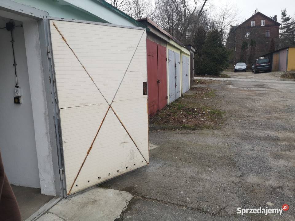 Garażmagazyn murowany w BielskuBiałej do 20m2 Wynajem śląskie Bielsko-Biała