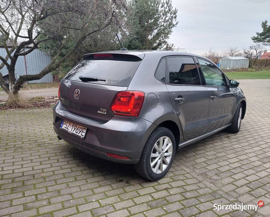 Volkswagen Polo 12 tsi lift klima alufelgi Wronki