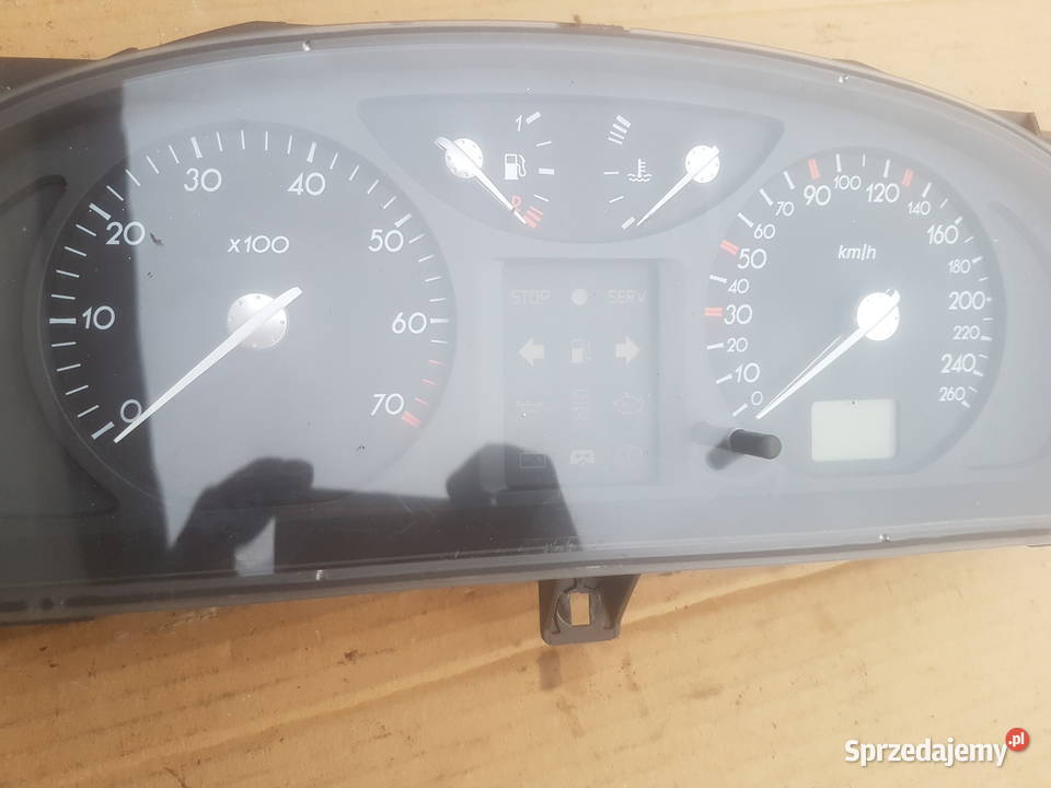 Renault Laguna 2 licznik zegary prędkościomierz sprzedam