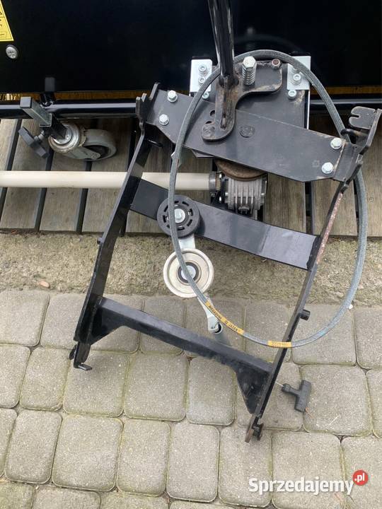 Szczotka zamiatarka Kova do traktorka Gdańsk