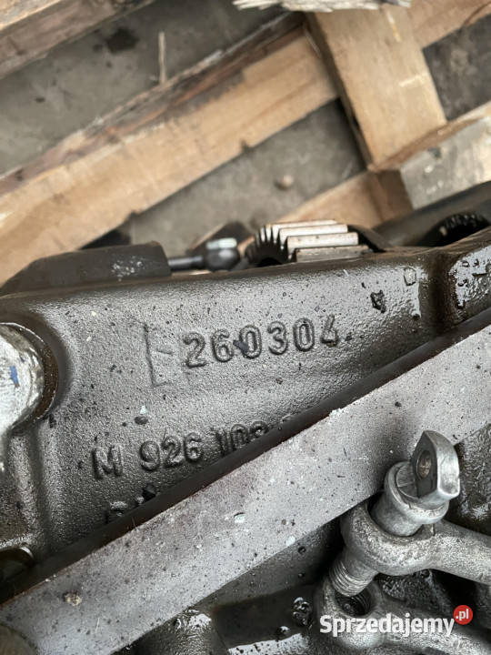 Caterpillar Cat C9 blok silnika 3253914 3253915 Pozostałe Jastrzębniki