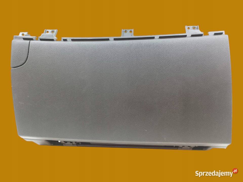 SCHOWEK PRAWY PASAŻERA DESKI EUROPA Hyundai i30