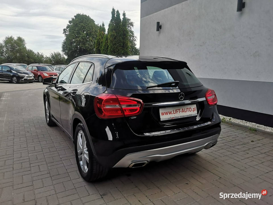 Mercedes GLA 180 16 16v 122 Klima Navi Alu 18 centralny zamek Strzegom