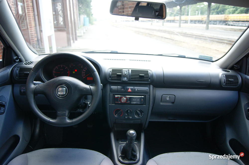 SEAT LEON 19 TDI KSENON ALUFELGI LED nieuszkodzony Leon Sulechów