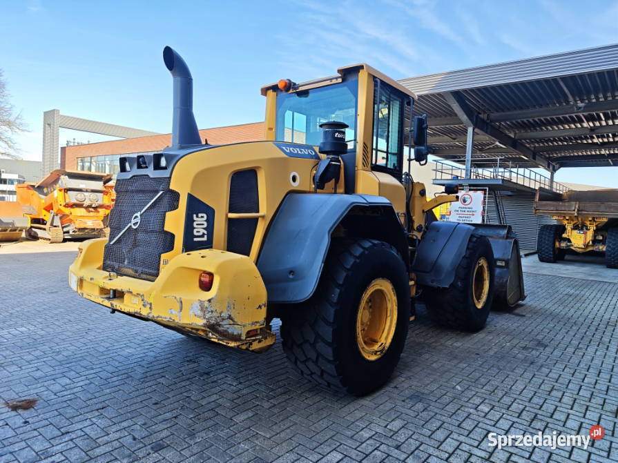 Ladowarka kolowa VOLVO L90 G Warszawa