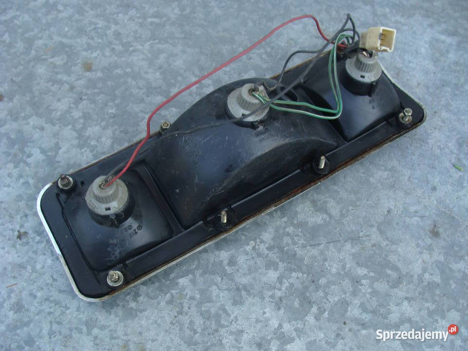 Datsun 1200 lampa tylna lewa IKI4005L AISTR69 Oświetlenie Goleniów