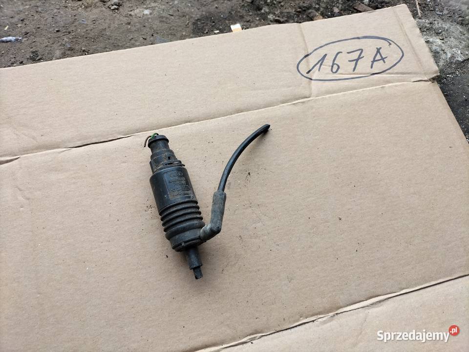 Pompka spryskiwaczy 4A0955651 Audi A3 A4 80 B4