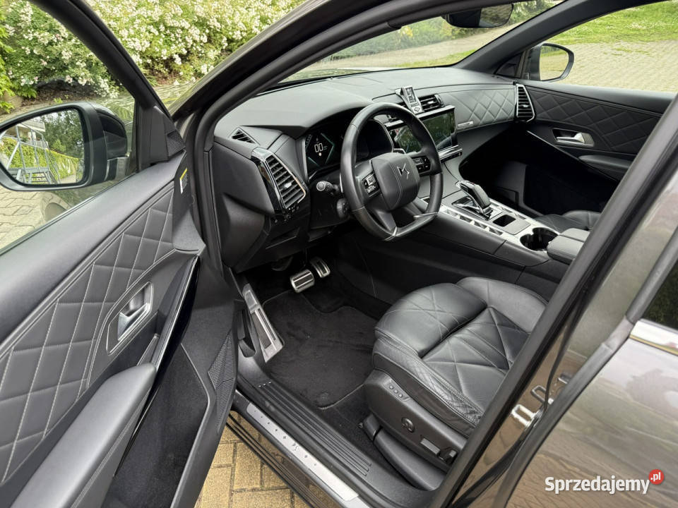 DS Automobiles DS 7 Crossback Rivioli Hybride światła do jazdy dziennej