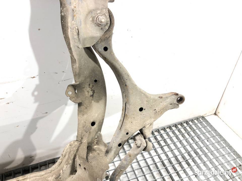 BELKA POD SILNIK HONDA CIVIC VII 13 83 SANKI osobowe sprzedam